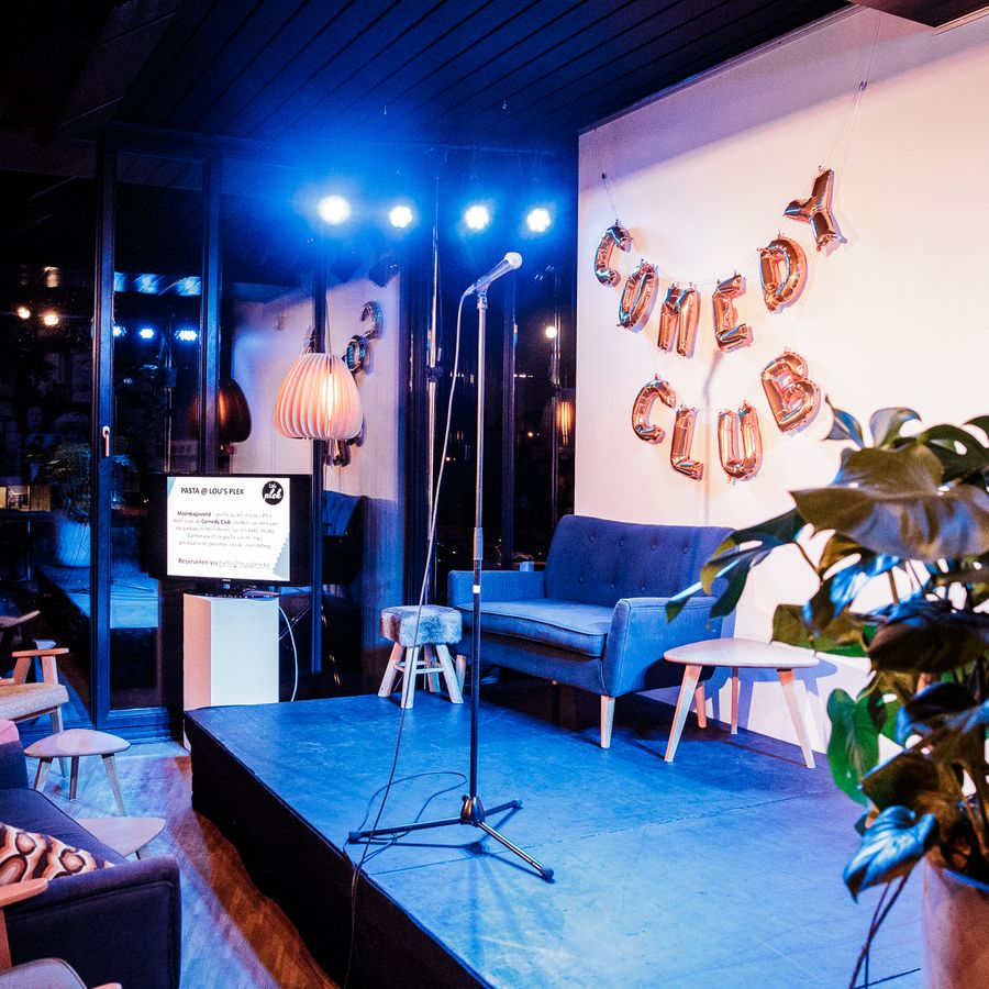 Comedy club